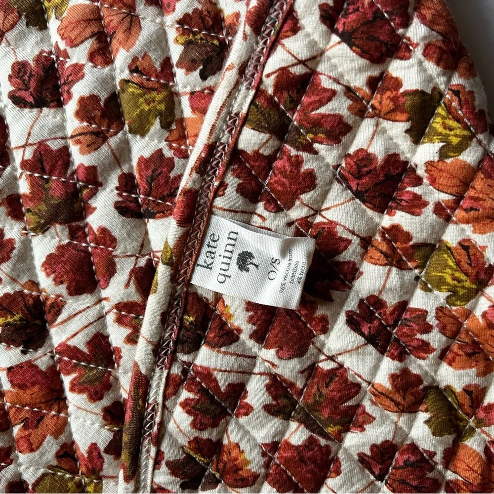 Kate Quinn round quilted play mat in autumn leaves